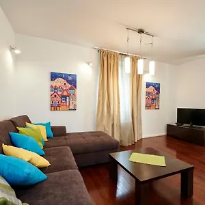 apartments-gea-trogir.hotels-in-trogir.com/